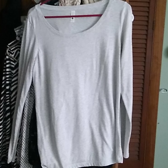 Long sleeved shirt - Picture 2 of 2